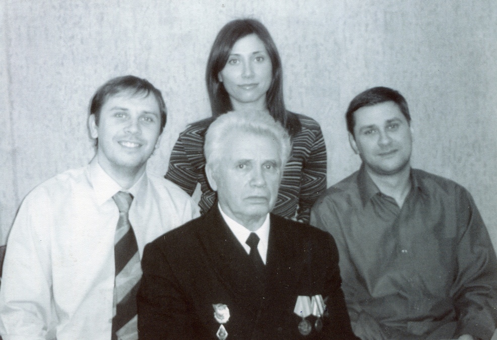 слева направо: Михаил, Наталья, Дмитрий